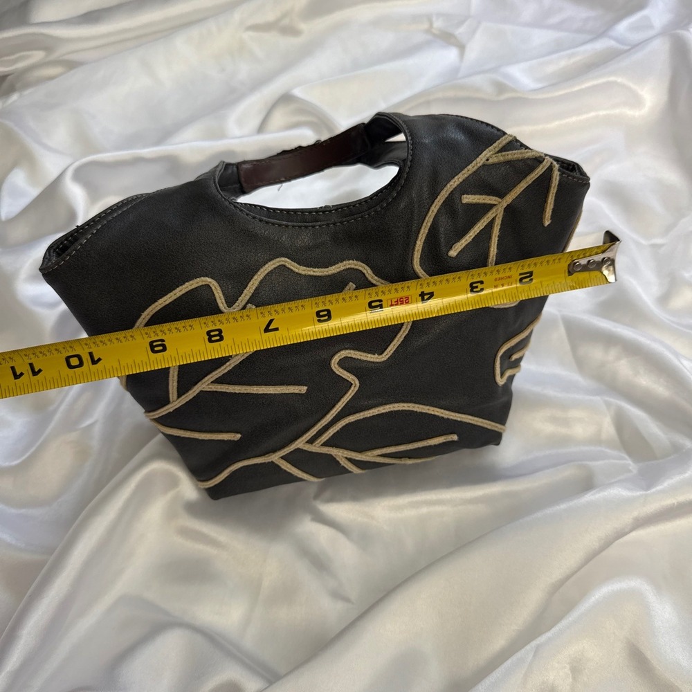 Nine West Black Faux Leather Leaf Embroidered Hobo Bag Mini Handbag Y2K - Picture 5 of 5
